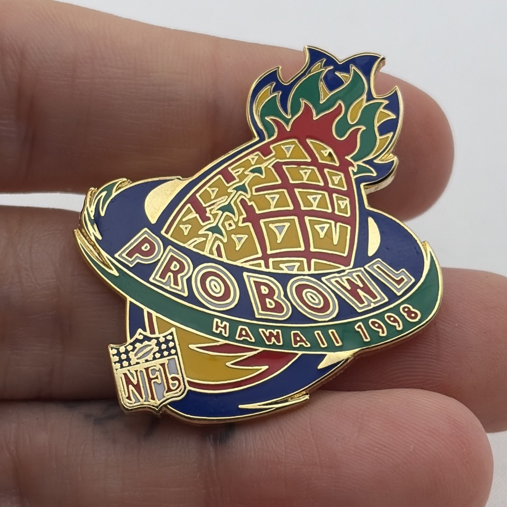 Vintage 1998 NFL Football Pro Bowl Hawaii All-Star Game Pineapple Lapel Hat Pin